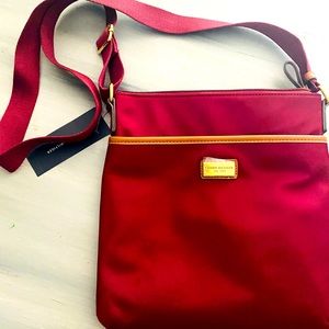 Tommy Hilfiger crossbody